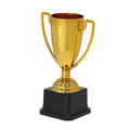 Trophée avec une finition élégante brillante de couleur dorée Plinar
