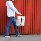 Sac à dos avec poche principale et système de fermeture à boucle Teylok